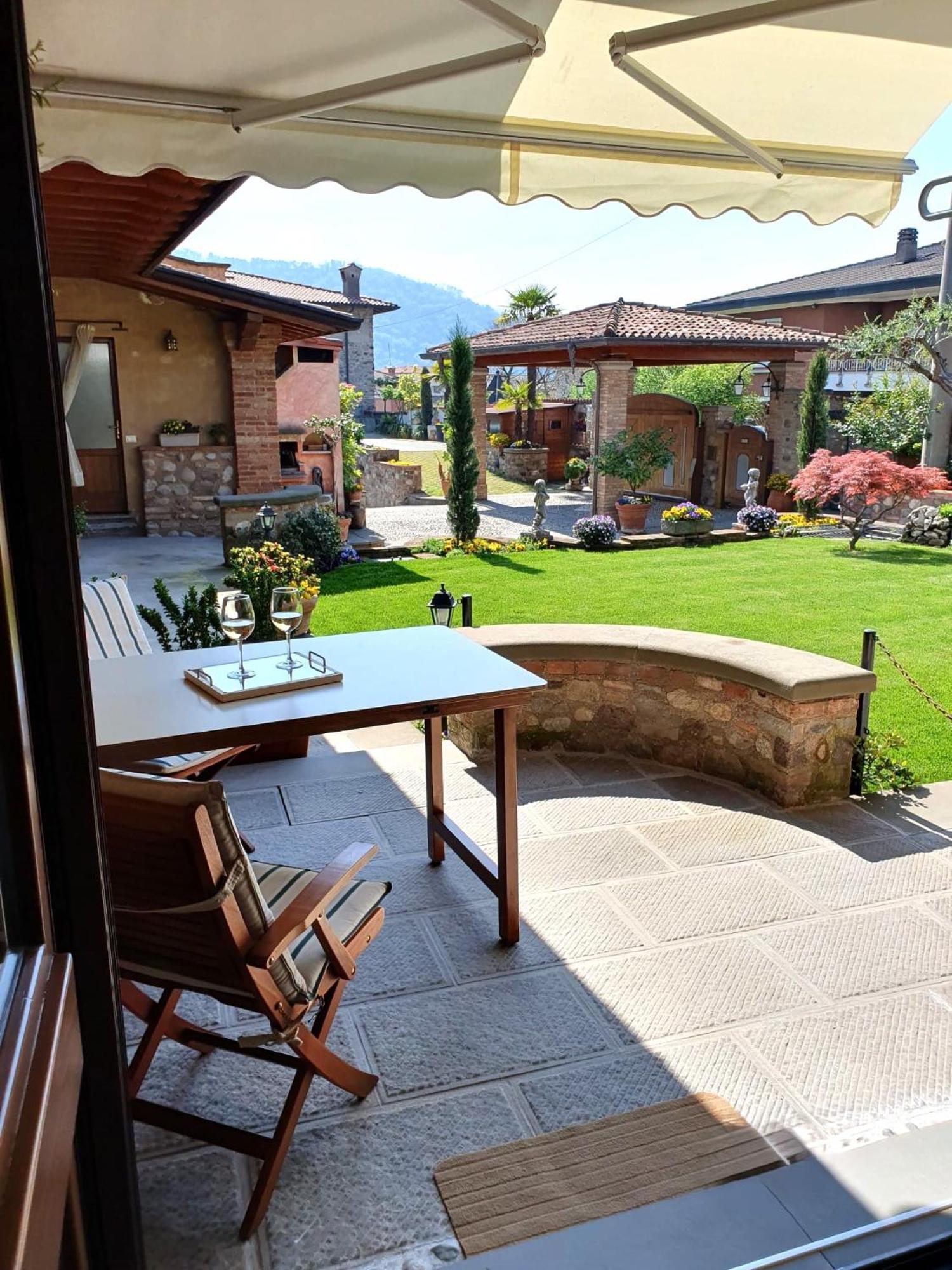 La Corte Del Bona - Vicino Alle Cantine E A Circa 15 Minuti Dal Lago Di Iseo - Appartement Erbusco Buitenkant foto